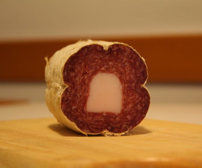 Mortadella di Campotosto, salumi abruzzesi