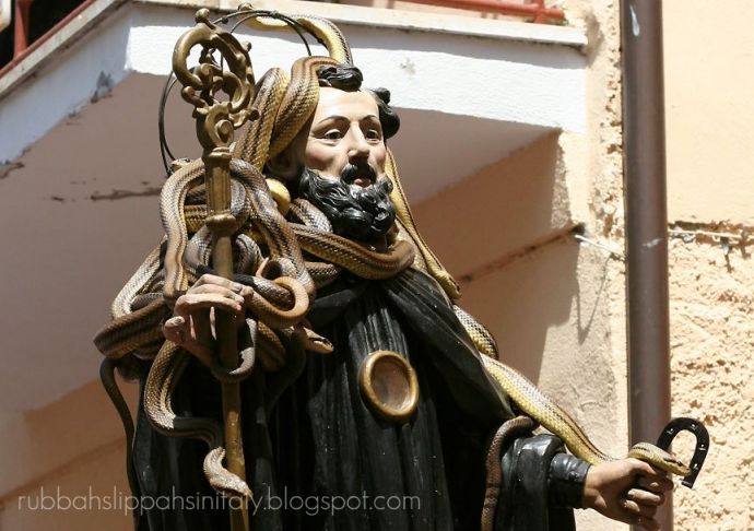 San Domenico, festa dei serpari, Cocullo