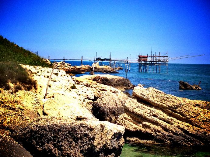 Vista del trabocco di Punta Cavalluccio di Rocca San Giovanni (CH)